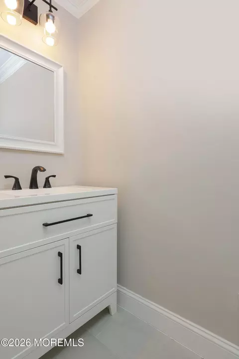 Bath - 65 Glenn Dr, Brick, NJ 08723 photo 1 of 3