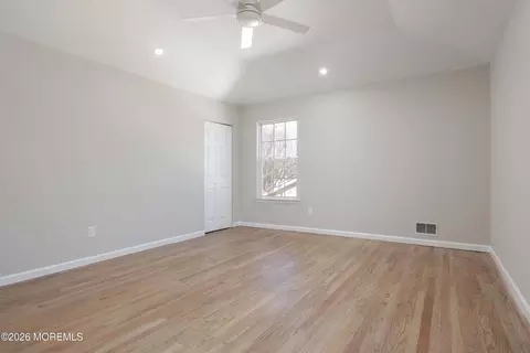 Bedroom - 65 Glenn Dr, Brick, NJ 08723 photo 2 of 4