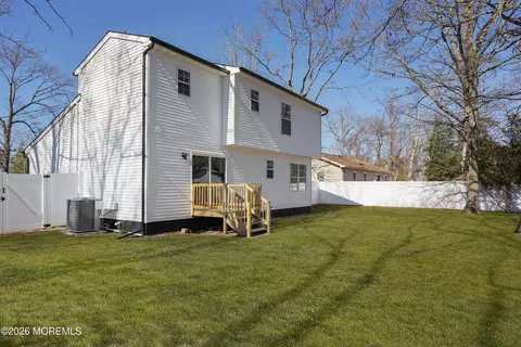 Exterior - 65 Glenn Dr, Brick, NJ 08723 photo 3 of 6