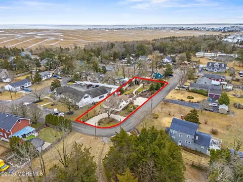 120 Cox Ave, Tuckerton, NJ 08087