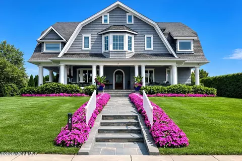 25 Cedar Ave, Allenhurst, NJ 07711