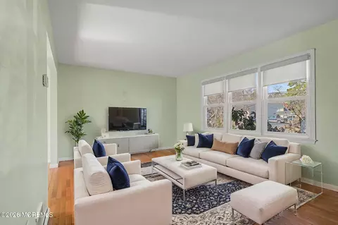 Living - 726 Maple Ave, Brick, NJ 08724 photo 3 of 5