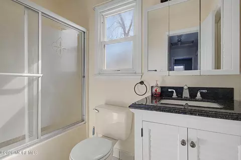 Bath - 726 Maple Ave, Brick, NJ 08724 photo 2 of 2