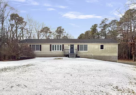 260 Perrineville Rd, Jackson, NJ 08527