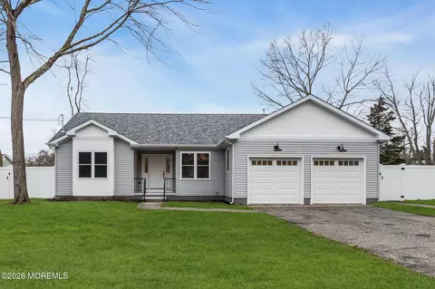 54 Morris Blvd, Bayville, NJ 08721