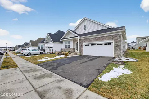 44 Saratoga Rd, New Egypt, NJ 08533