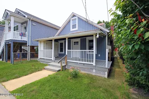 86 Seadrift Ave, Highlands, NJ 07732