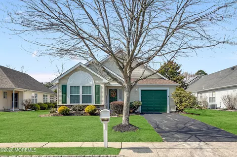3440 Vicari Ave, Toms River, NJ 08755