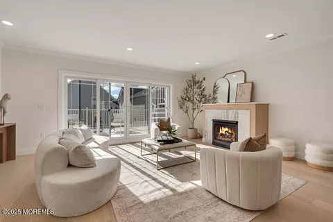 24 Surf St, Sea Bright, NJ 07760