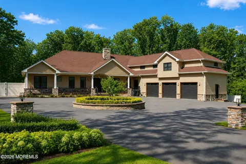 786 Holly Berry Ln, Brick, NJ 08724