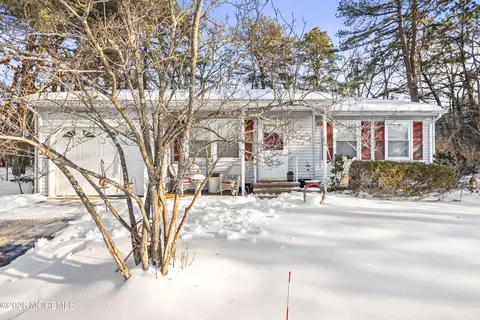 6 Orchard Dr #73, Whiting, NJ 08759