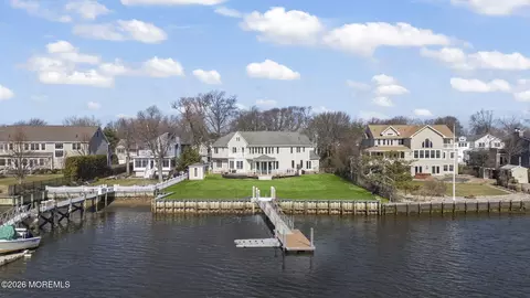66 Seneca Pl, Oceanport, NJ 07757
