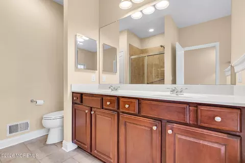 Bath - 107 Brigantine Blvd, Waretown, NJ 08758 photo 2 of 3