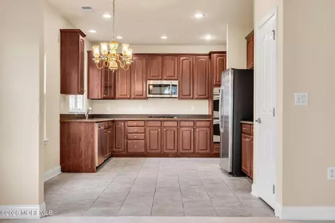 Kitchen - 107 Brigantine Blvd, Waretown, NJ 08758 photo 3 of 5