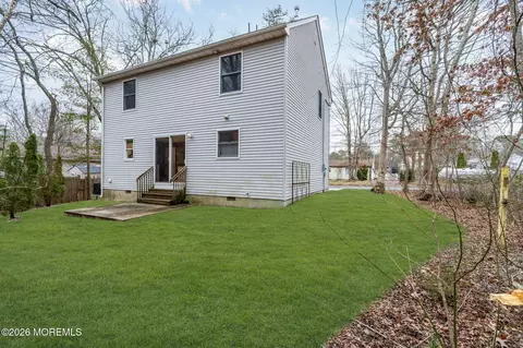Exterior - 9 Forecastle Way, Waretown, NJ 08758 photo 4 of 9