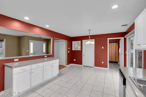 Kitchen - 9 Forecastle Way, Waretown, NJ 08758 photo 7 of 8