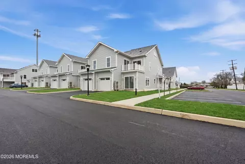 801 Main St #A4, Avon By The Sea, NJ 07717