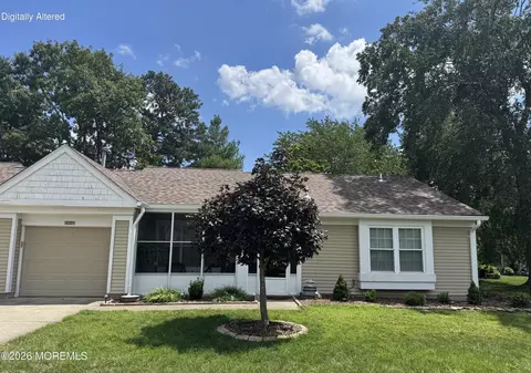 1064 Buckingham Dr # B, Manchester, NJ 08759