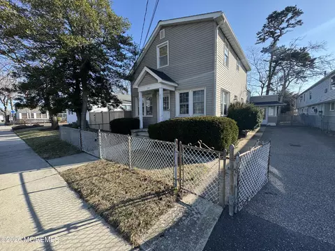 207 Ocean Gate Ave, Ocean Gate, NJ 08740