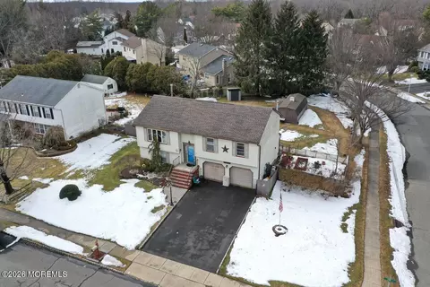 15 Erin Ln, Old Bridge, NJ 08857
