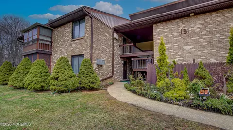 151 Amberly Dr #A, Manalapan, NJ 07726