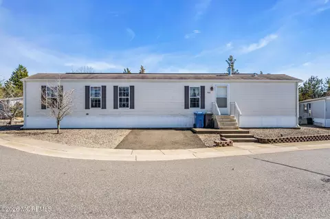 506 Quiet Way, Toms River, NJ 08755