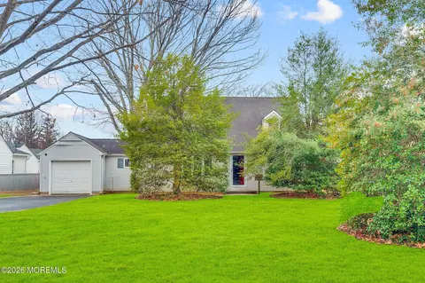 133 Park Rd, Fair Haven, NJ 07704
