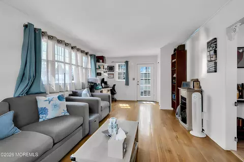965 Gloucester Ave, Brick, NJ 08723 photo 11