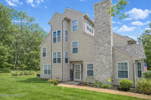 2007 Grassy Hollow Dr, Toms River, NJ 08755