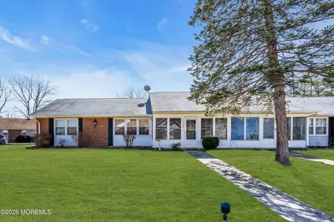 1134 Argyll Cir # A, Lakewood, NJ 08701