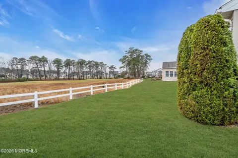 Exterior - 46 Pancoast Rd, Waretown, NJ 08758 photo 5 of 10