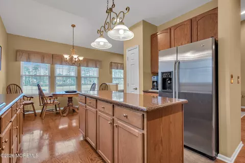 Kitchen - 46 Pancoast Rd, Waretown, NJ 08758 photo 2 of 4