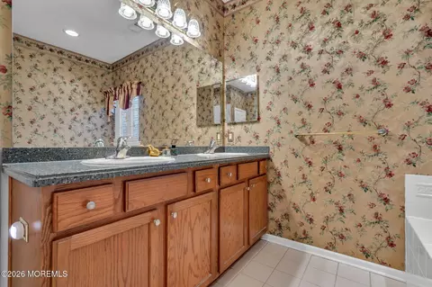 Bath - 46 Pancoast Rd, Waretown, NJ 08758 photo 1 of 3