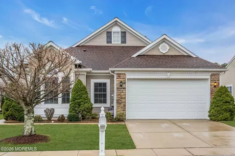 Exterior - 46 Pancoast Rd, Waretown, NJ 08758 photo 3 of 10