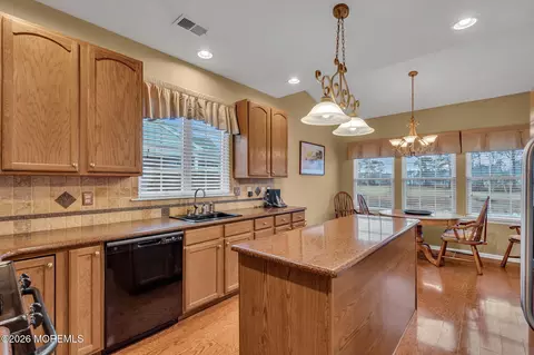 Kitchen - 46 Pancoast Rd, Waretown, NJ 08758 photo 1 of 4