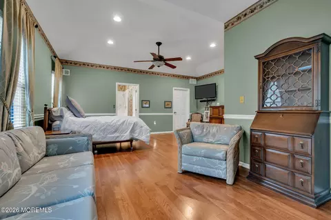 Bedroom - 46 Pancoast Rd, Waretown, NJ 08758 photo 2 of 5