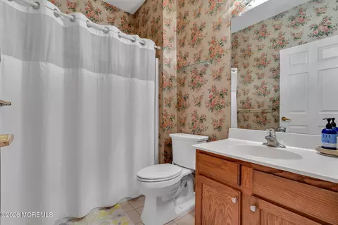 Bath - 46 Pancoast Rd, Waretown, NJ 08758 photo 3 of 3