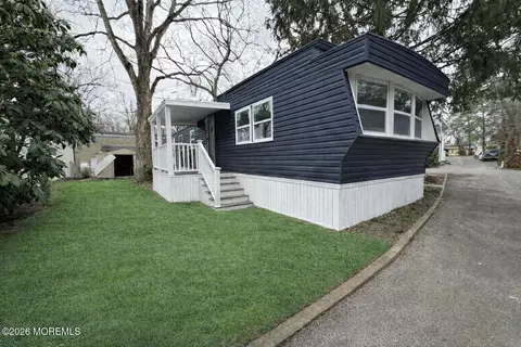 56 Marcia Memorial Cir, Jackson, NJ 08527