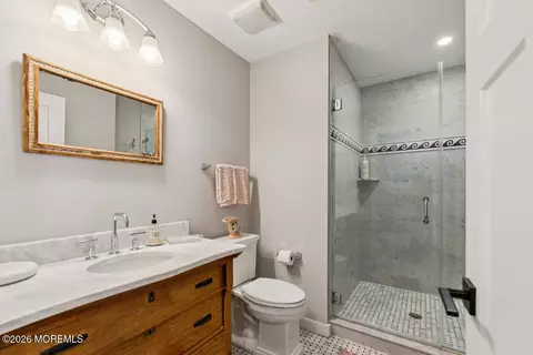 108 E 27th St, Ship Bottom, NJ 08008 photo 16