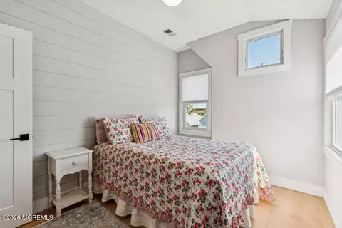 108 E 27th St, Ship Bottom, NJ 08008 photo 18