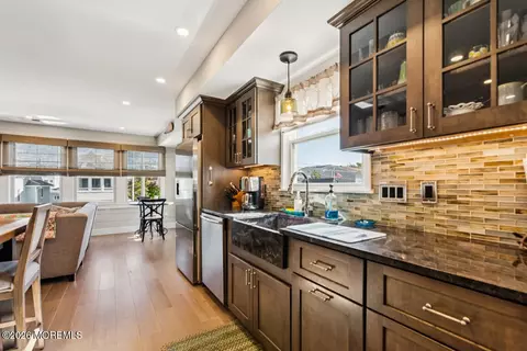 108 E 27th St, Ship Bottom, NJ 08008 photo 6