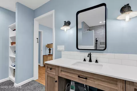 Bath - 701 Carnation Dr, Brick, NJ 08724 photo 7 of 10
