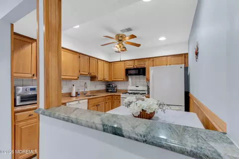 Kitchen - 701 Carnation Dr, Brick, NJ 08724 photo 3 of 3