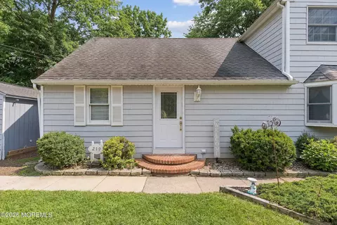 219 Stuart St, Howell, NJ 07731 photo 7