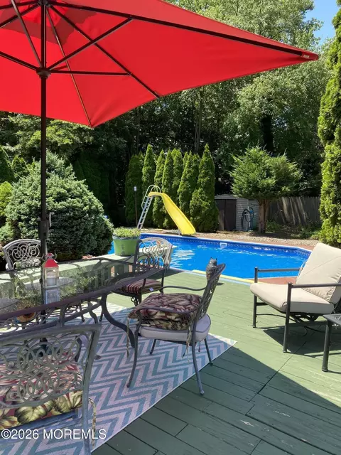 Exterior - 288 Virginia Dr, Brick, NJ 08723 photo 4 of 8