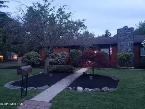 Exterior - 288 Virginia Dr, Brick, NJ 08723 photo 8 of 8