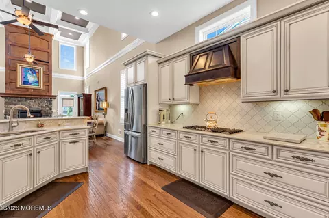 Kitchen - 35 Dunberry Dr, Forked River, NJ 08731 photo 9 of 14