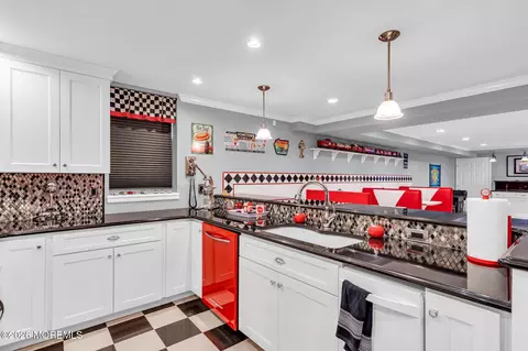 Kitchen - 35 Dunberry Dr, Forked River, NJ 08731 photo 12 of 14