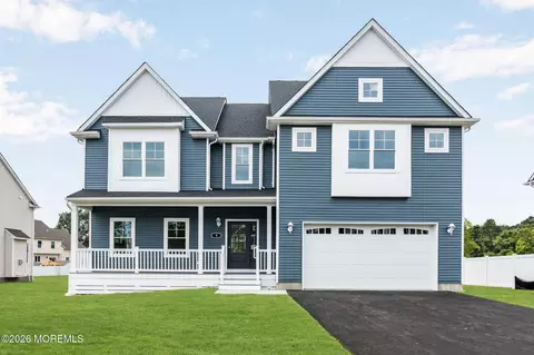4 Potters Ct, Bayville, NJ 08721