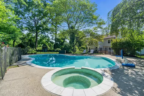 Exterior - 4 Constitution Dr, Leonardo, NJ 07737 photo 15 of 20